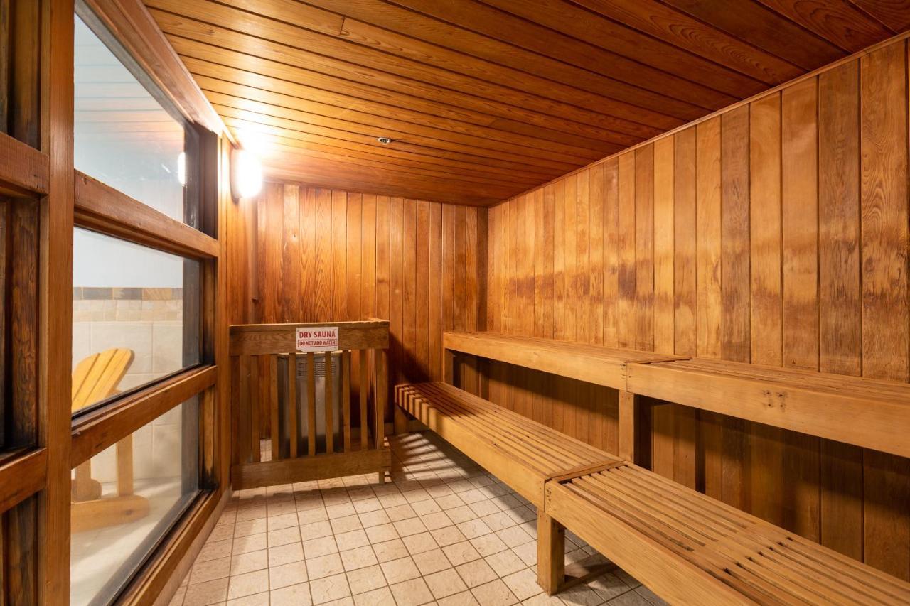 Blackcomb Lodge Whistler Exterior foto